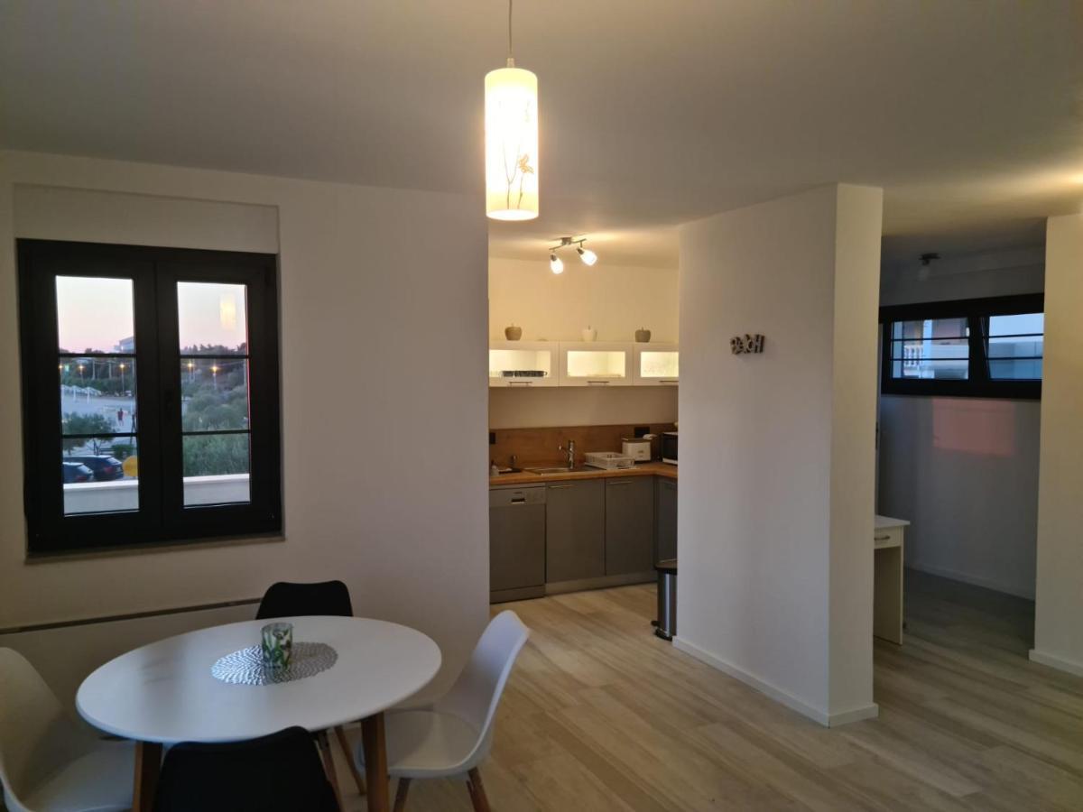 Appartments Akrapovic فرسي المظهر الخارجي الصورة
